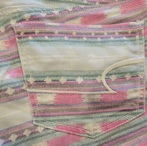 American Eagle Shorts Striped Tribal Western SZ 6 - Picture 4 of 6